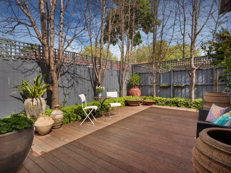 53 Milton Street, Elwood image 3
