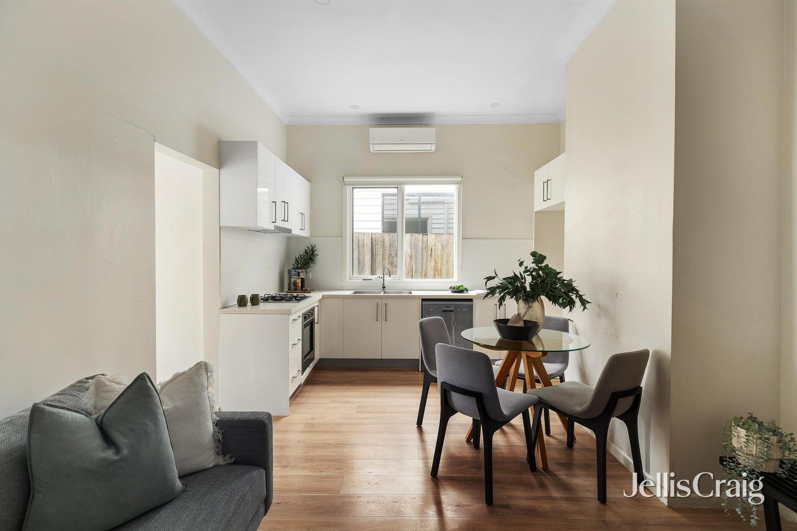 53 Nicholson Street, Abbotsford image 4