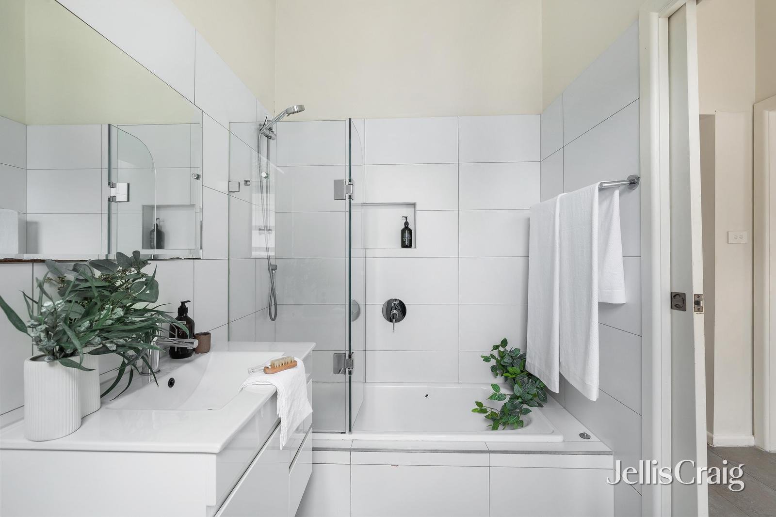 53 Nicholson Street, Abbotsford image 6