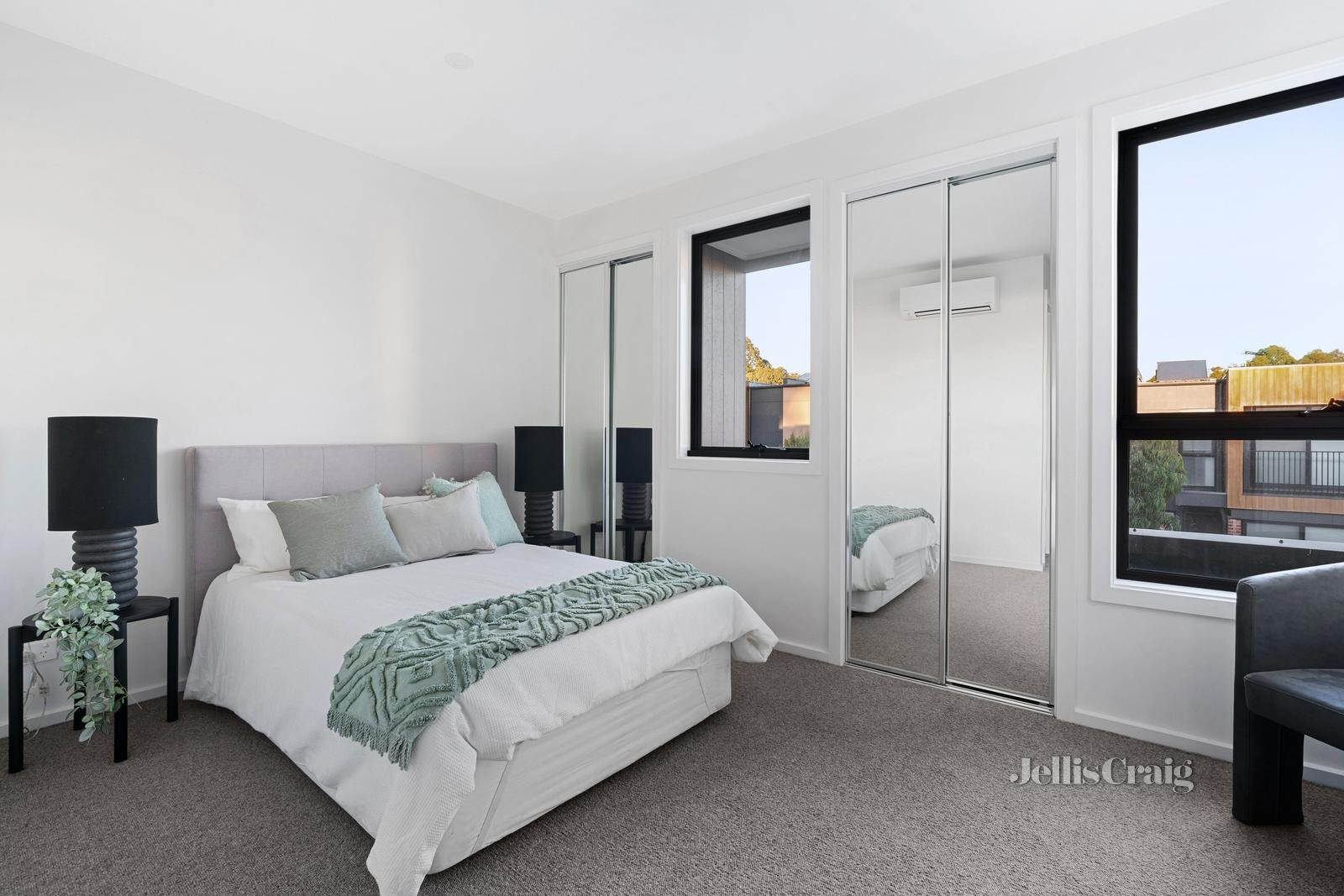 53 Nova Circuit, Bundoora image 5