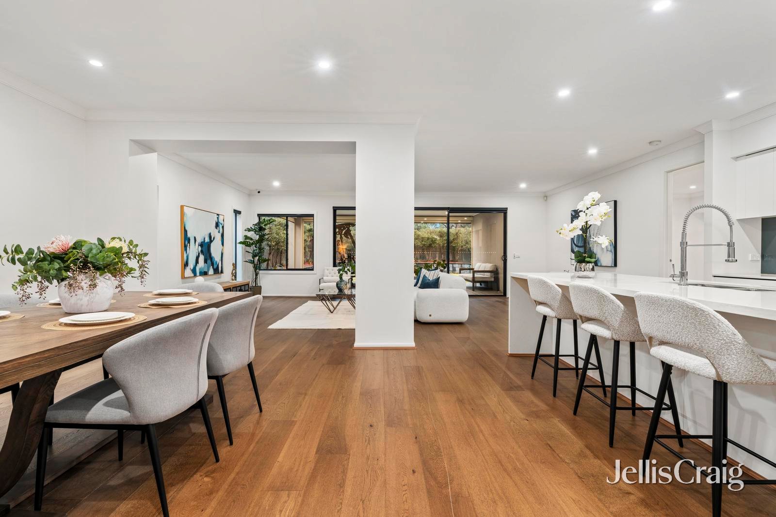 53 Oak Hill Road, Mount&nbsp;Waverley image 3