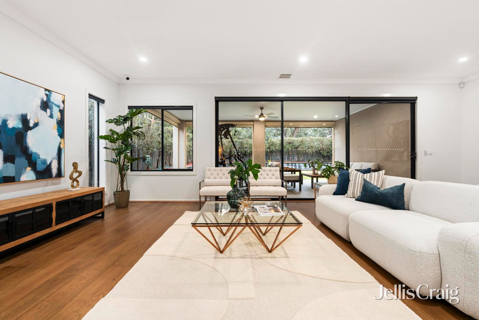53 Oak Hill Road, Mount&nbsp;Waverley image 10