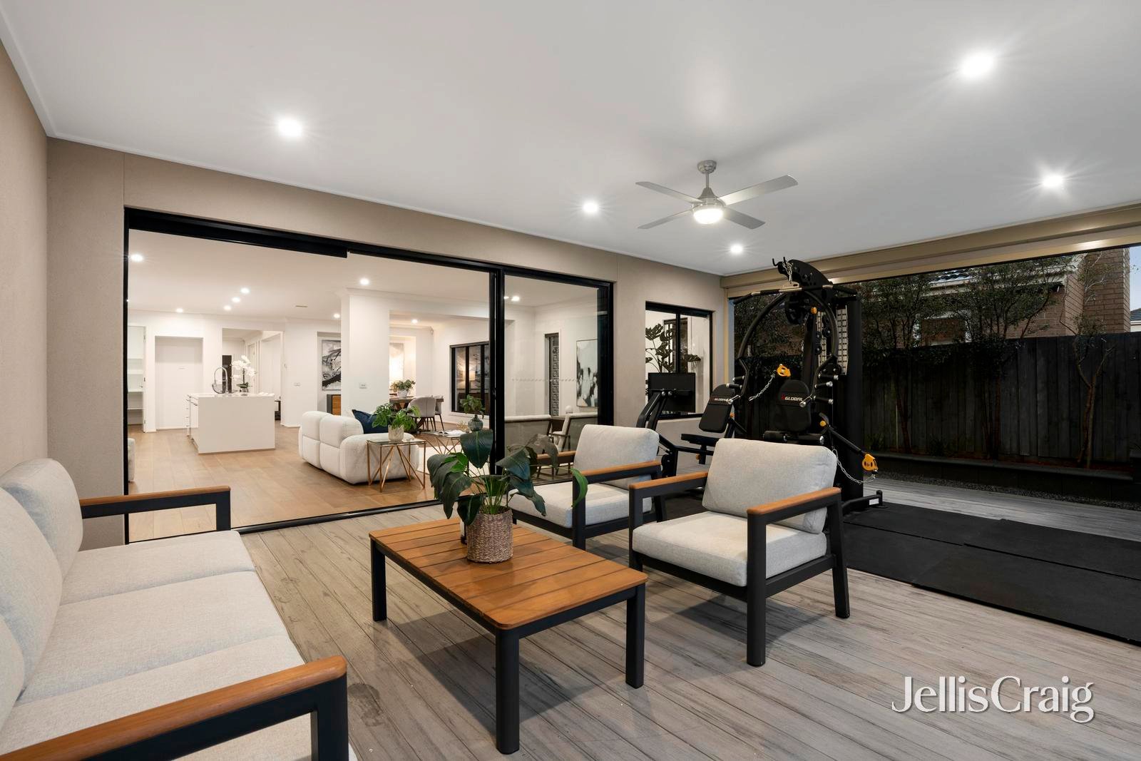 53 Oak Hill Road, Mount&nbsp;Waverley image 25
