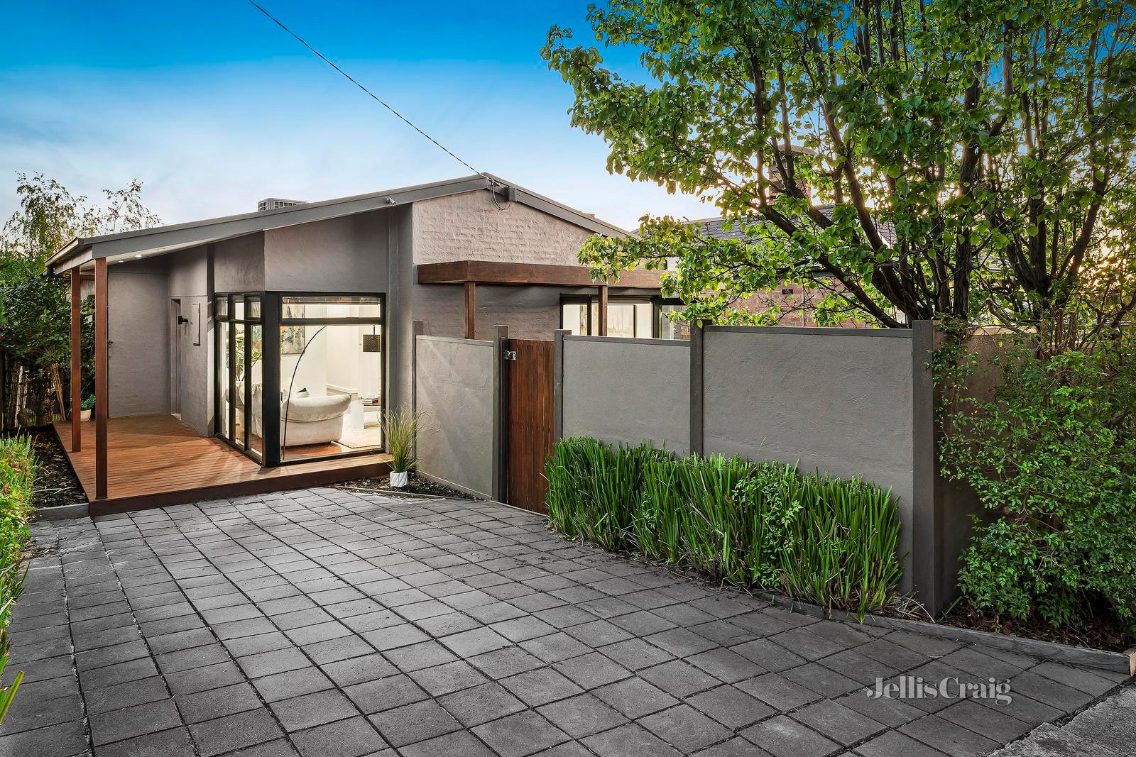 53 Pleasant Street, Pascoe Vale image 1