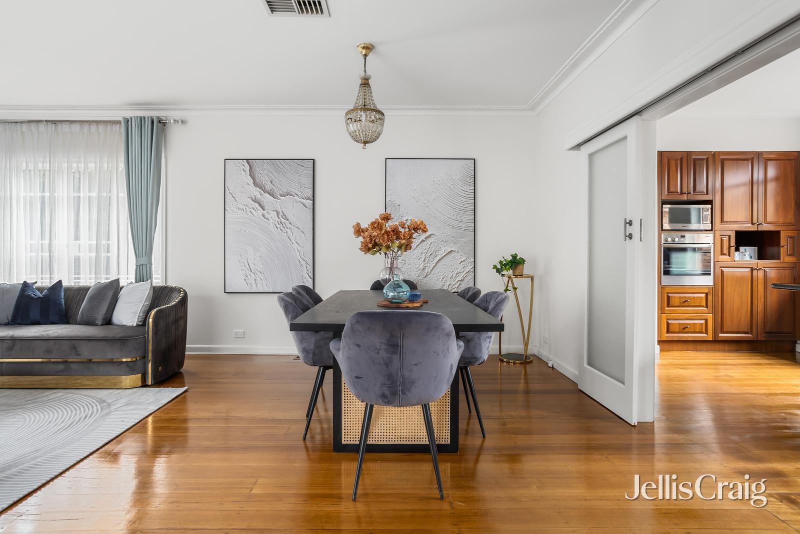 53 Quinn Street, Heidelberg image 2