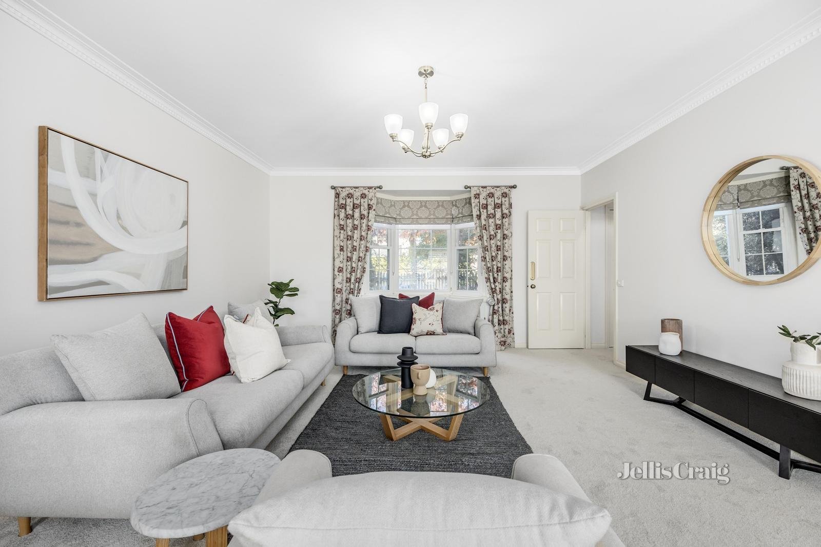 53 Rosedale Road, Glen Iris image 2