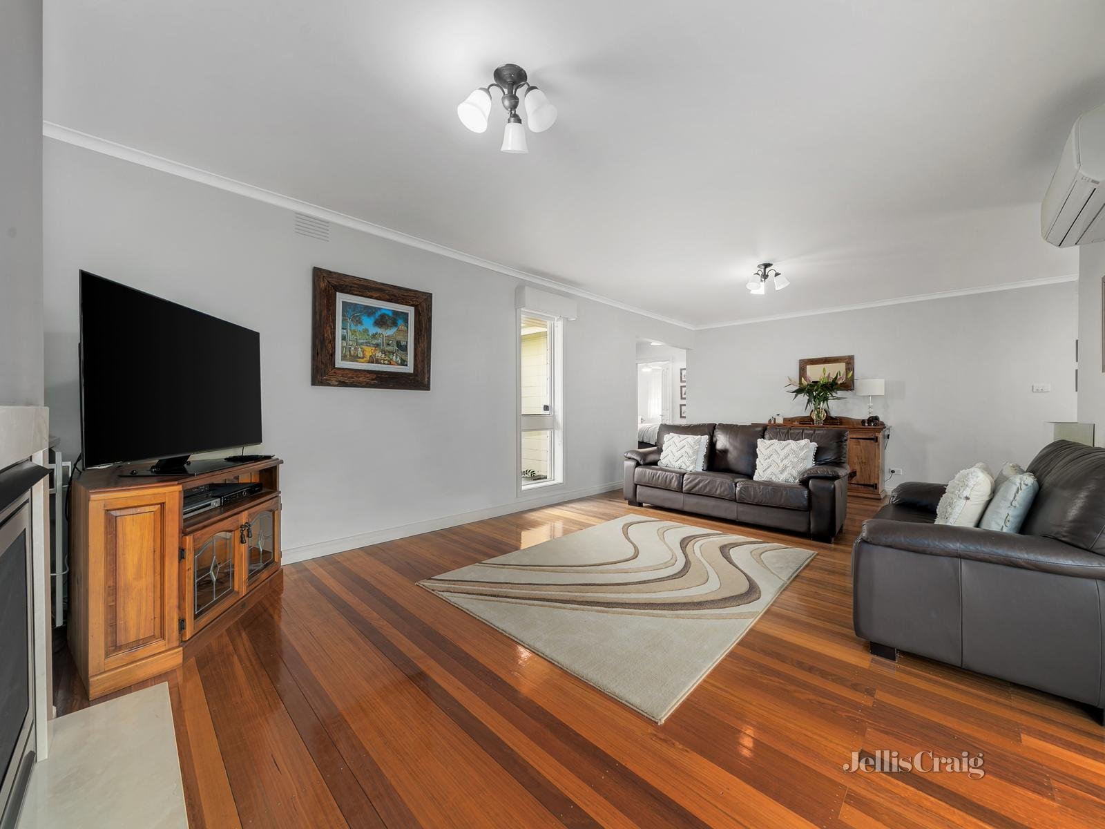 53 Roseland Grove, Doncaster image 6