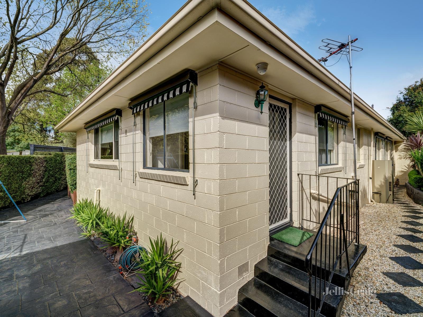 53 Roseland Grove, Doncaster image 13