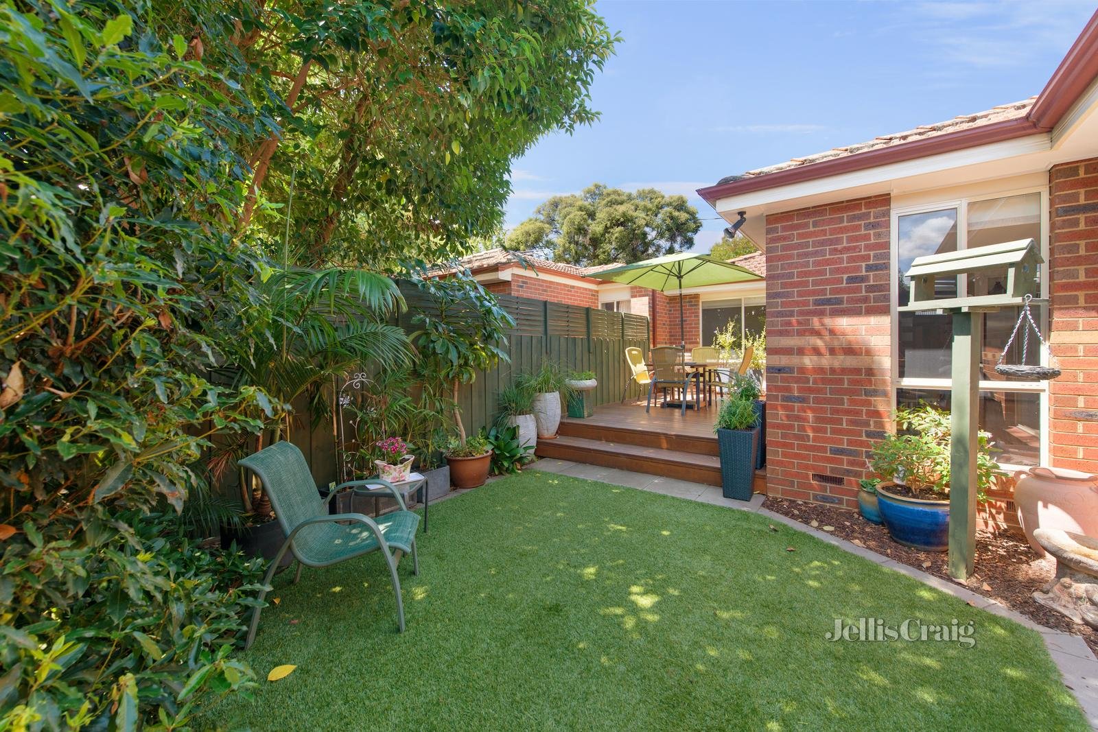 53 Rosstrevor Crescent, Mitcham image 8