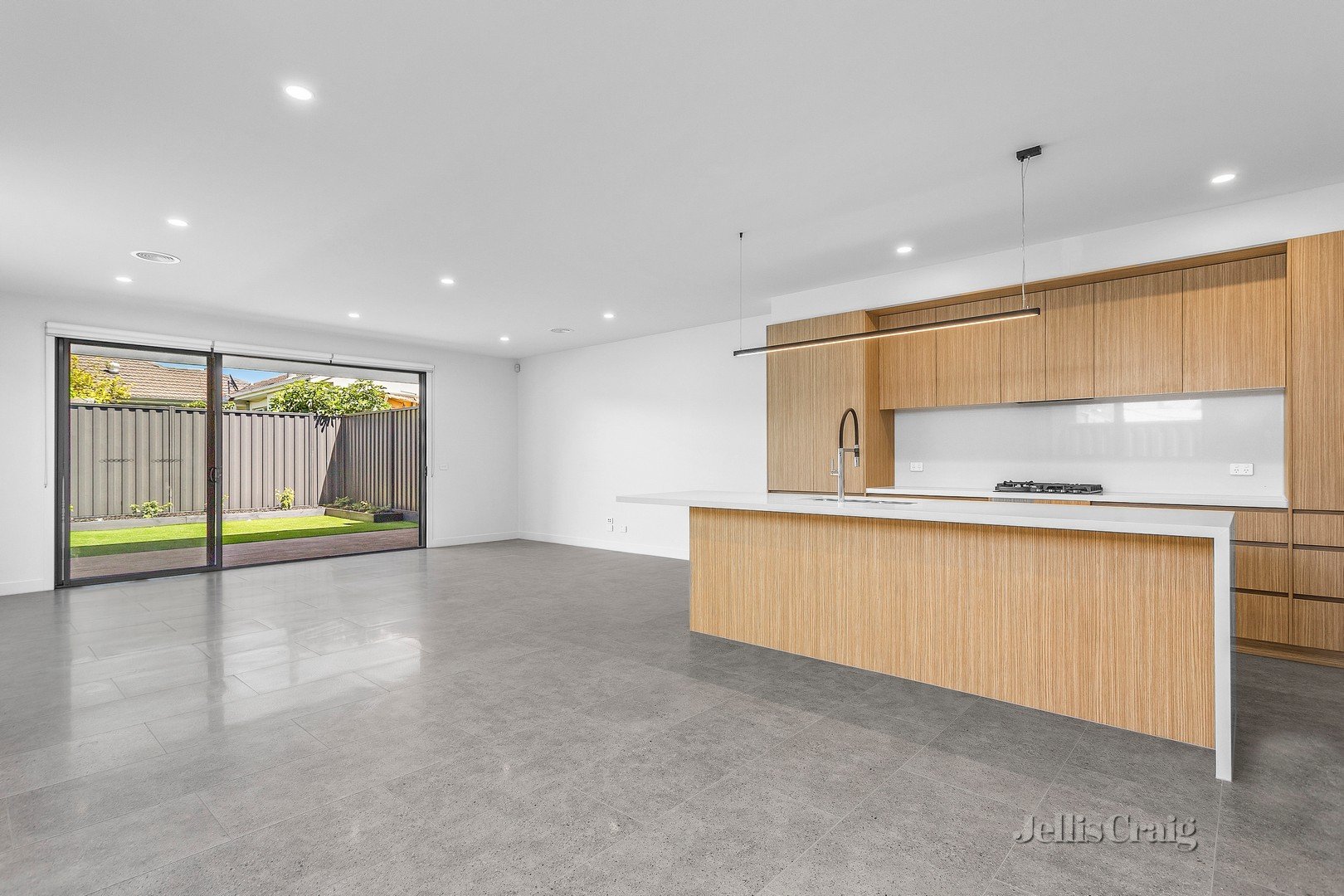 53 Second Avenue, Altona North image 5