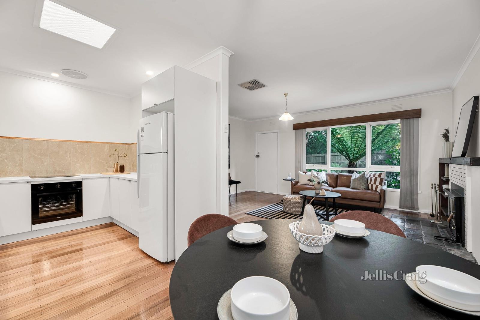 53 Smith Avenue, Croydon image 5