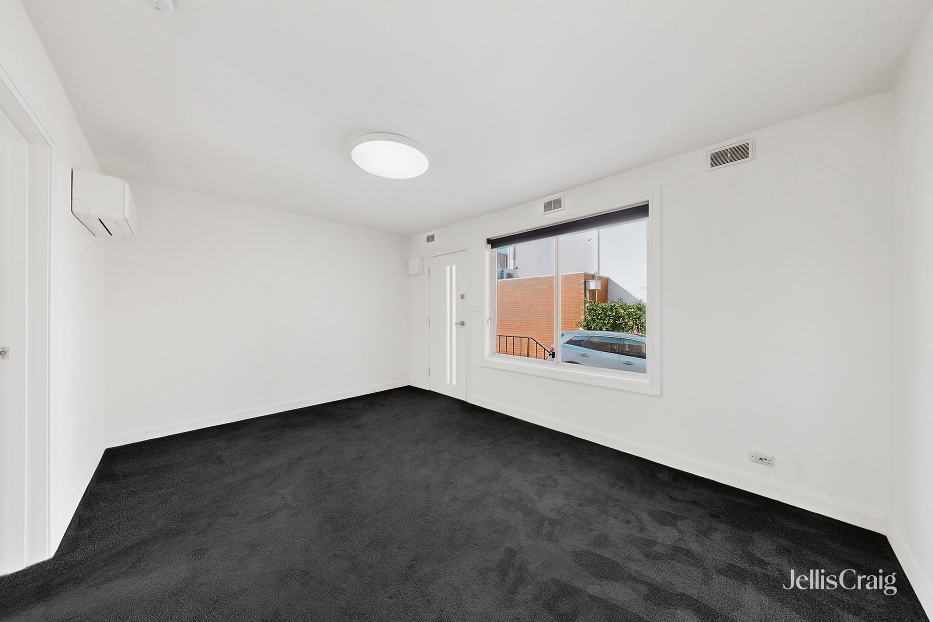 5/3 Smith Street, Thornbury image 5