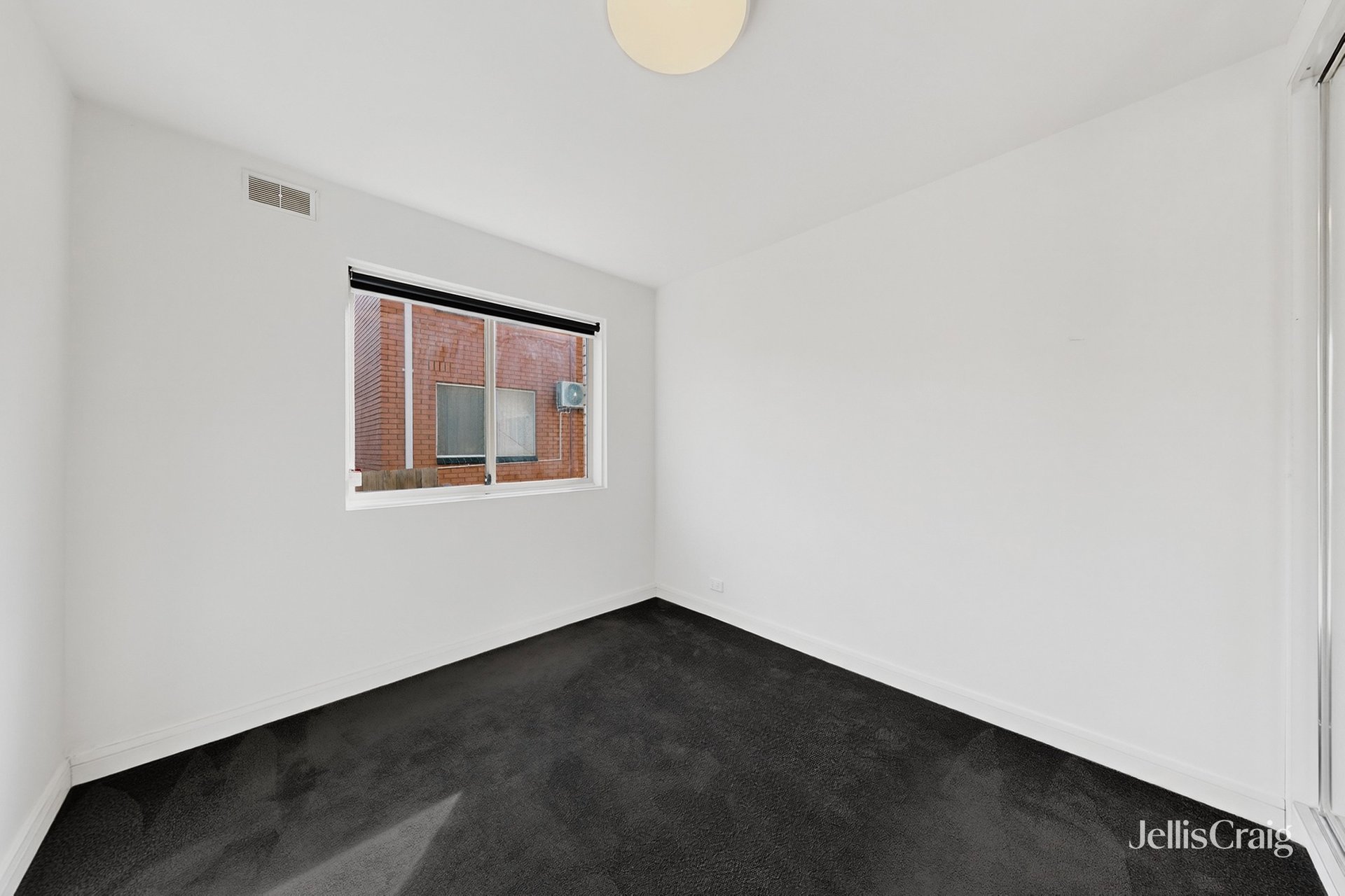 5/3 Smith Street, Thornbury image 4