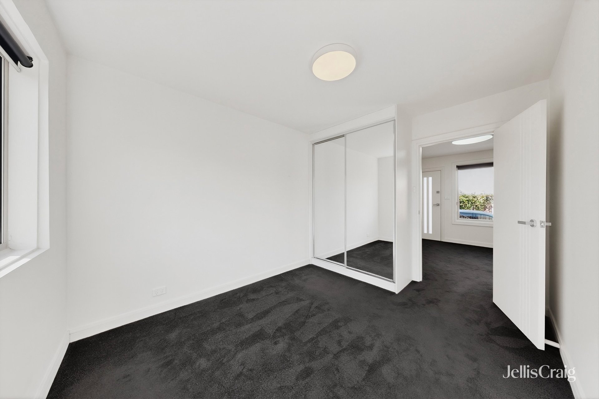 5/3 Smith Street, Thornbury image 9