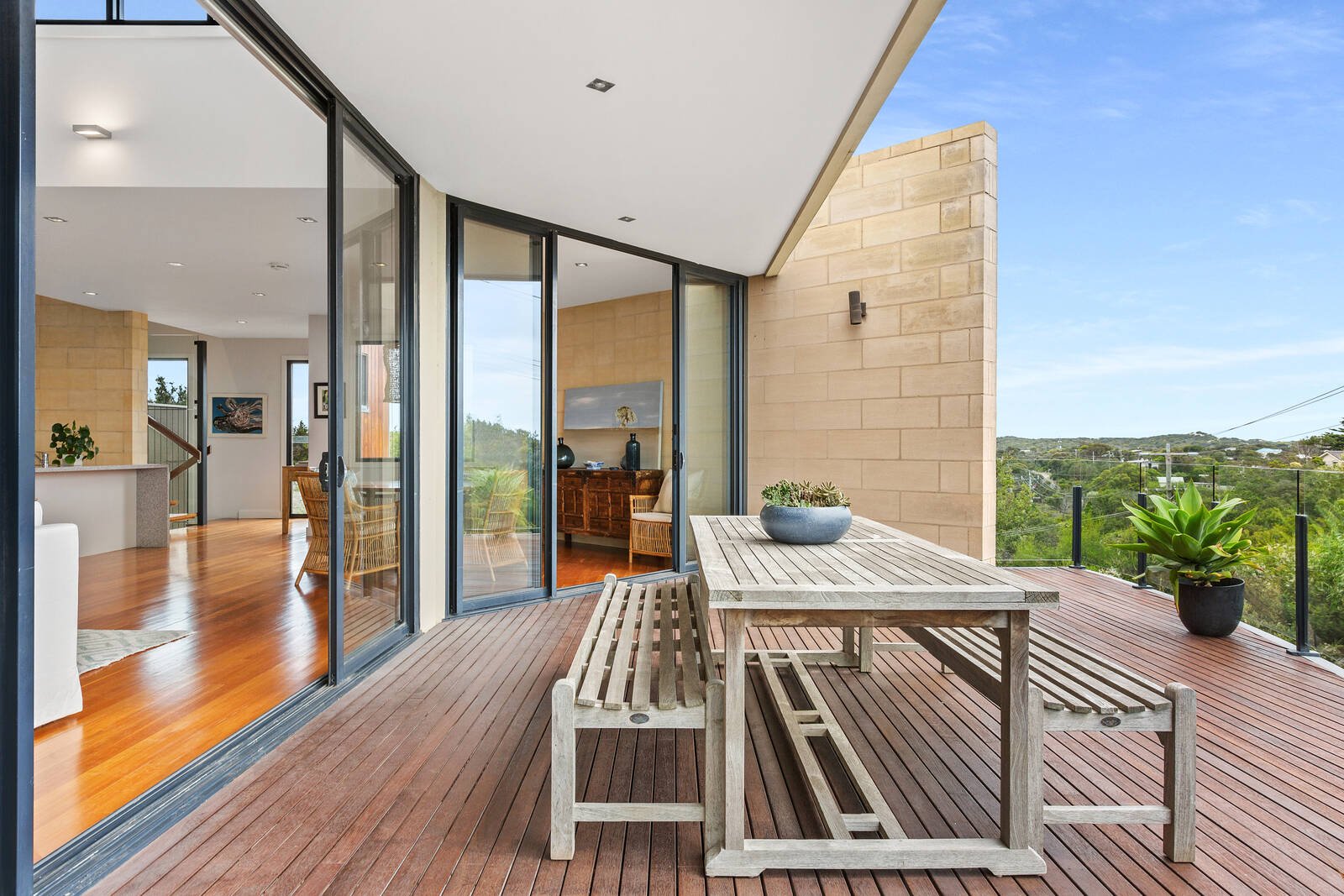 Property Gallery Thumbnail 7