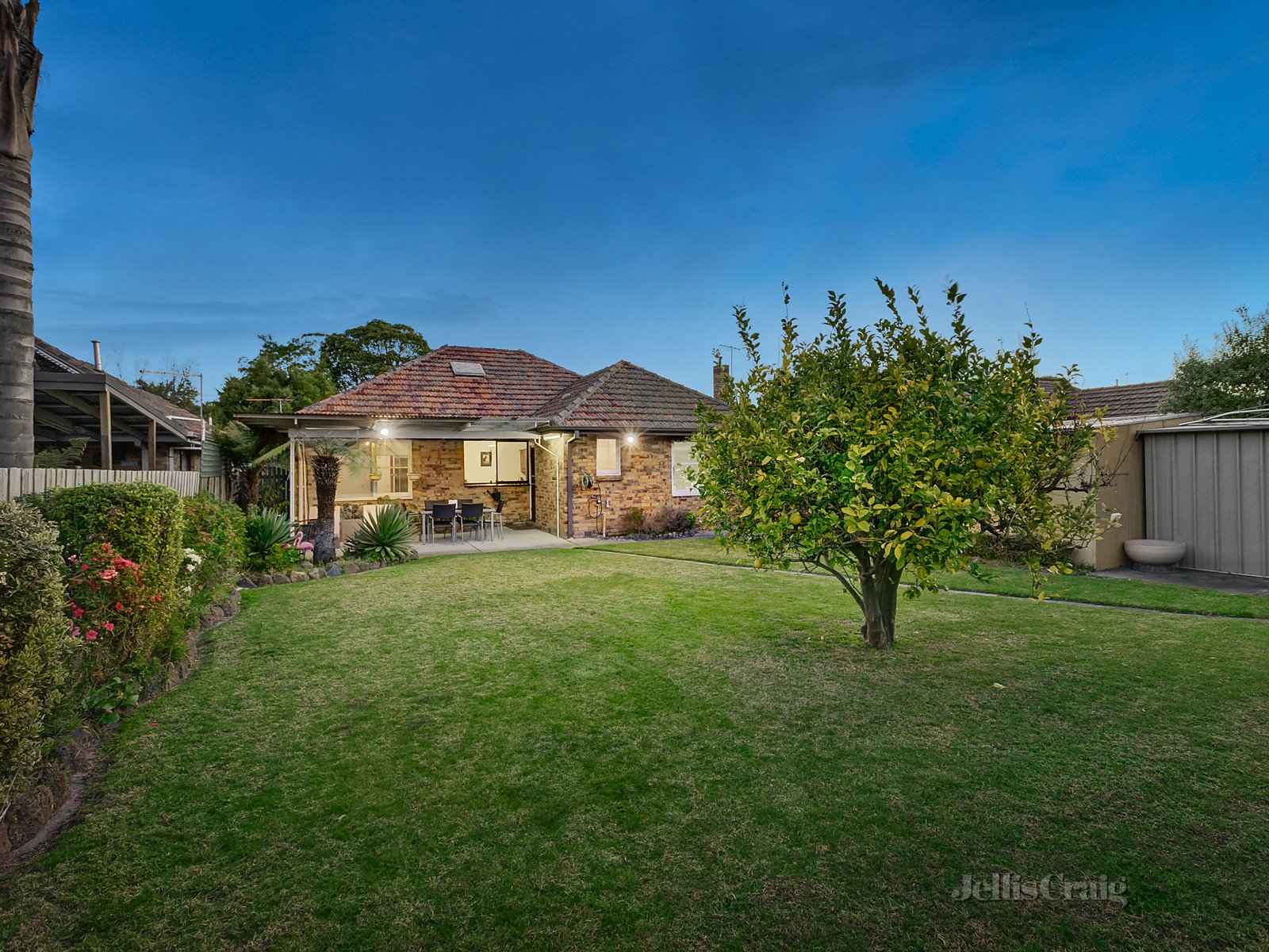 53 Stockdale Avenue, Bentleigh East image 4