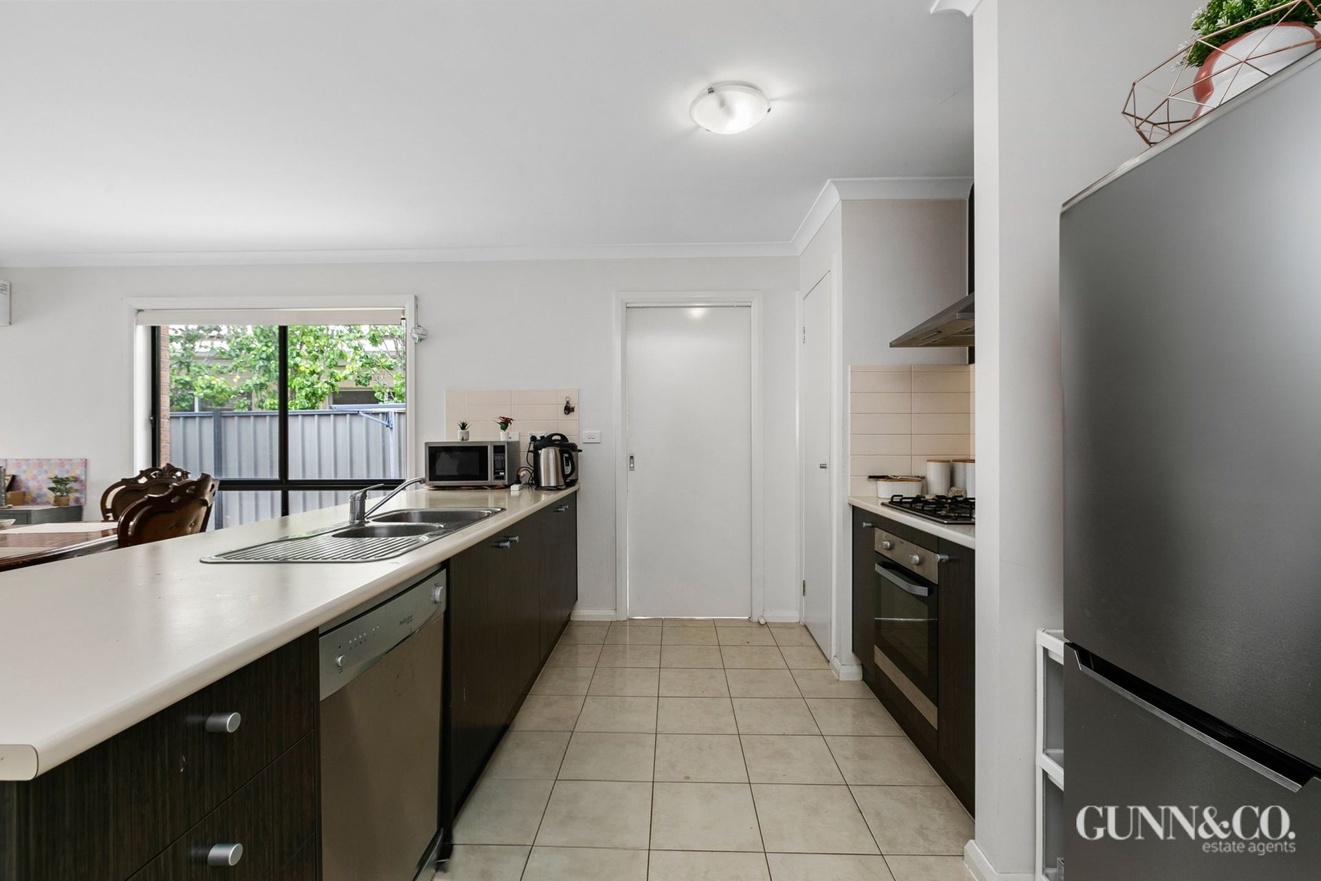 53 Terrene Terrace, Point Cook image 5