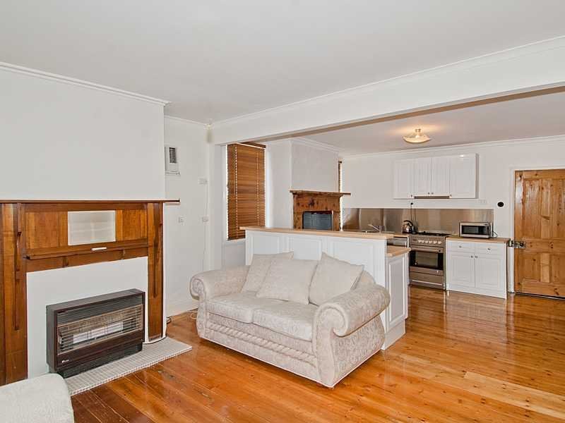 53 Tucker Street, Breakwater image 5
