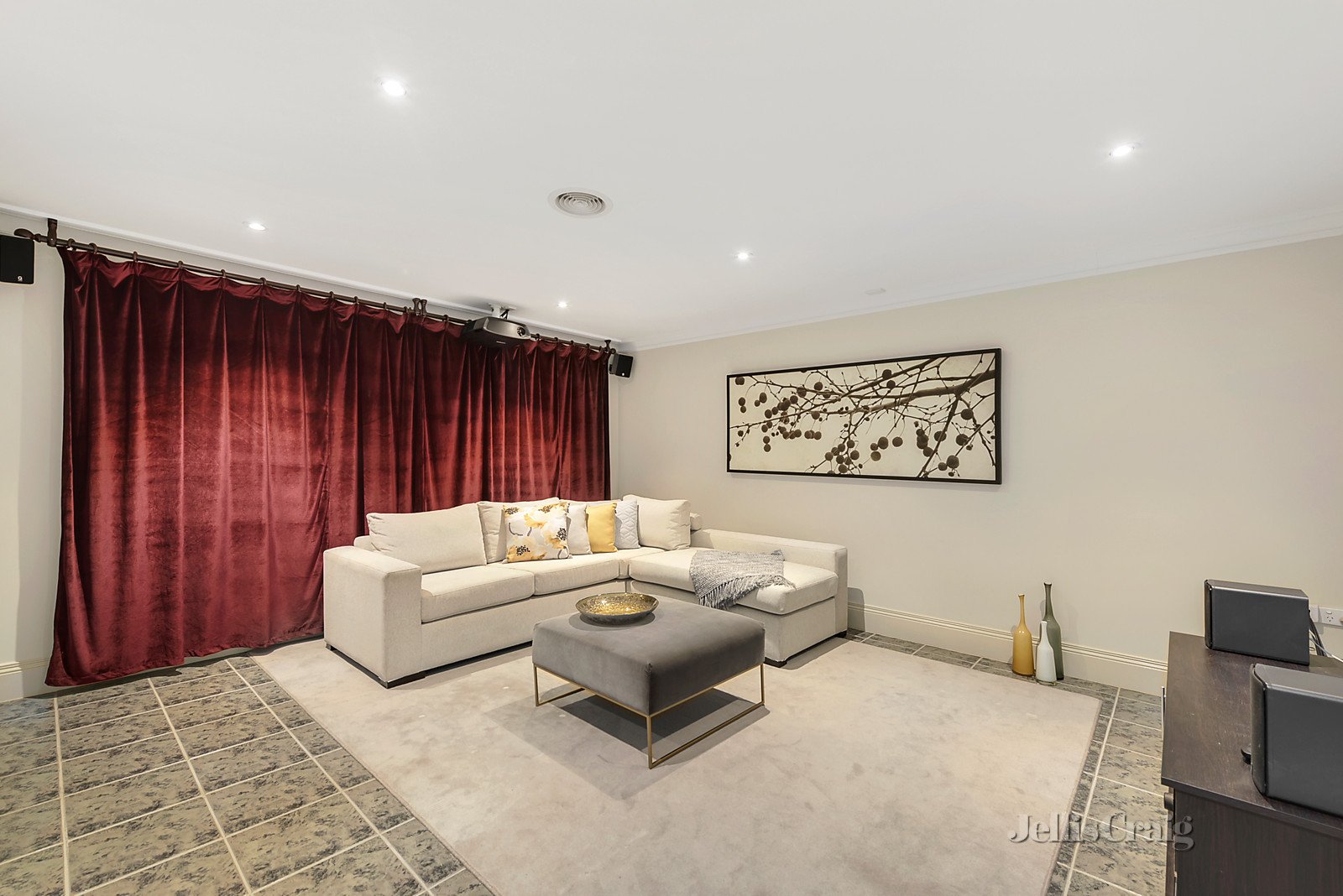 53 Viewhill Road, Balwyn North image 6