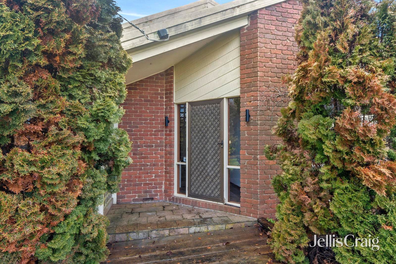 53 White Avenue, Romsey image 2