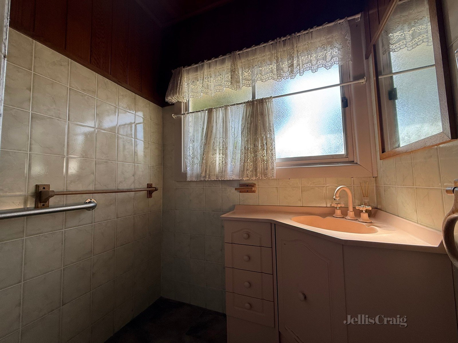 53 Whitelaw Street, Reservoir image 6