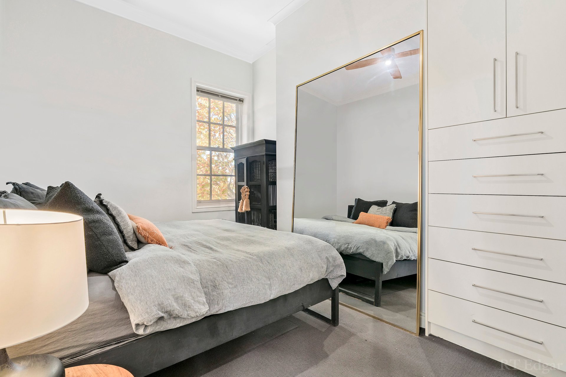 Property Gallery Thumbnail 7