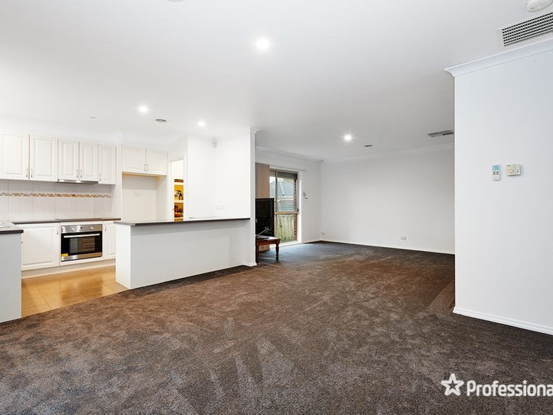 5/30 Cave Hill Road, Lilydale image 1