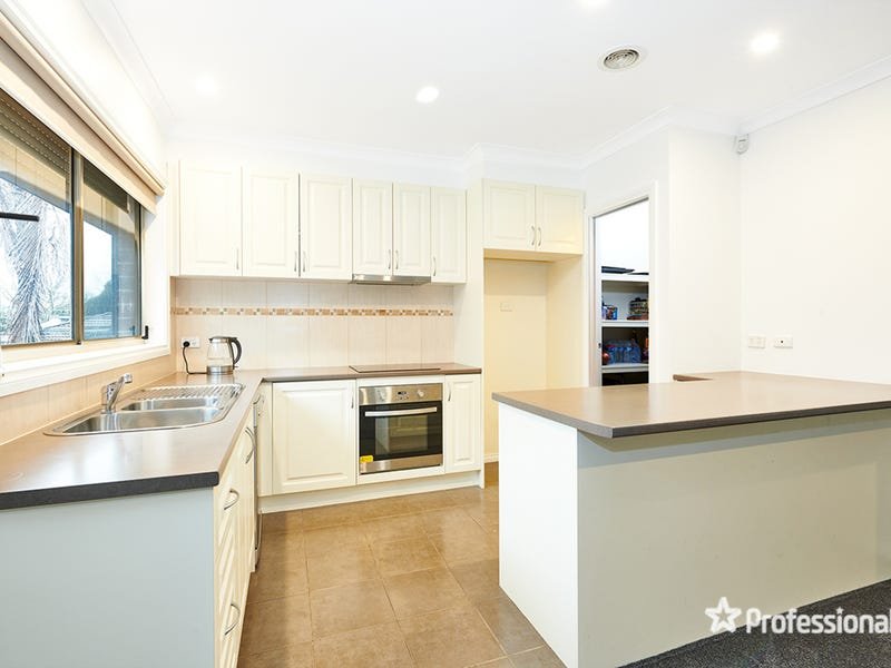 5/30 Cave Hill Road, Lilydale image 2