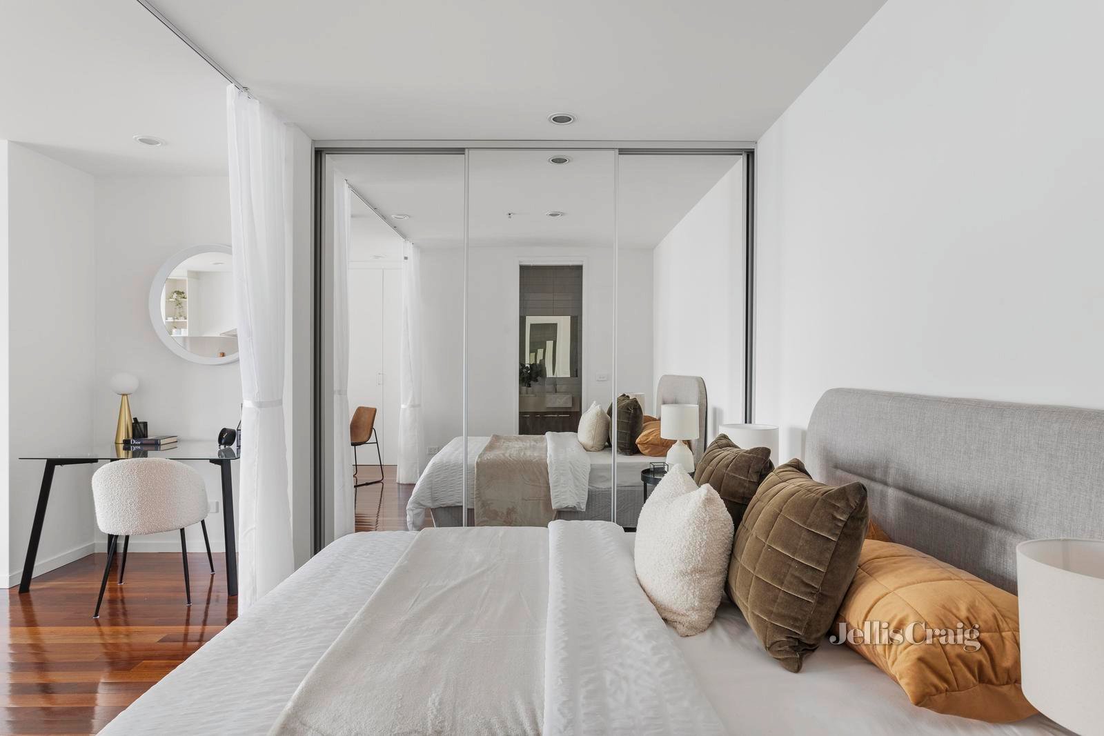 5/306 Sydney Road, Brunswick image 2