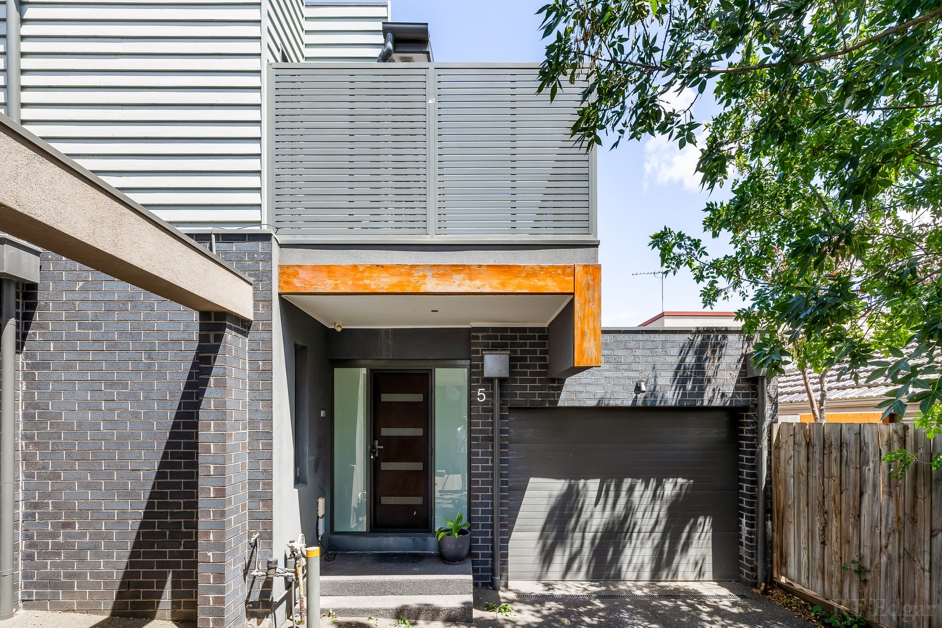 Property Gallery - Main Image