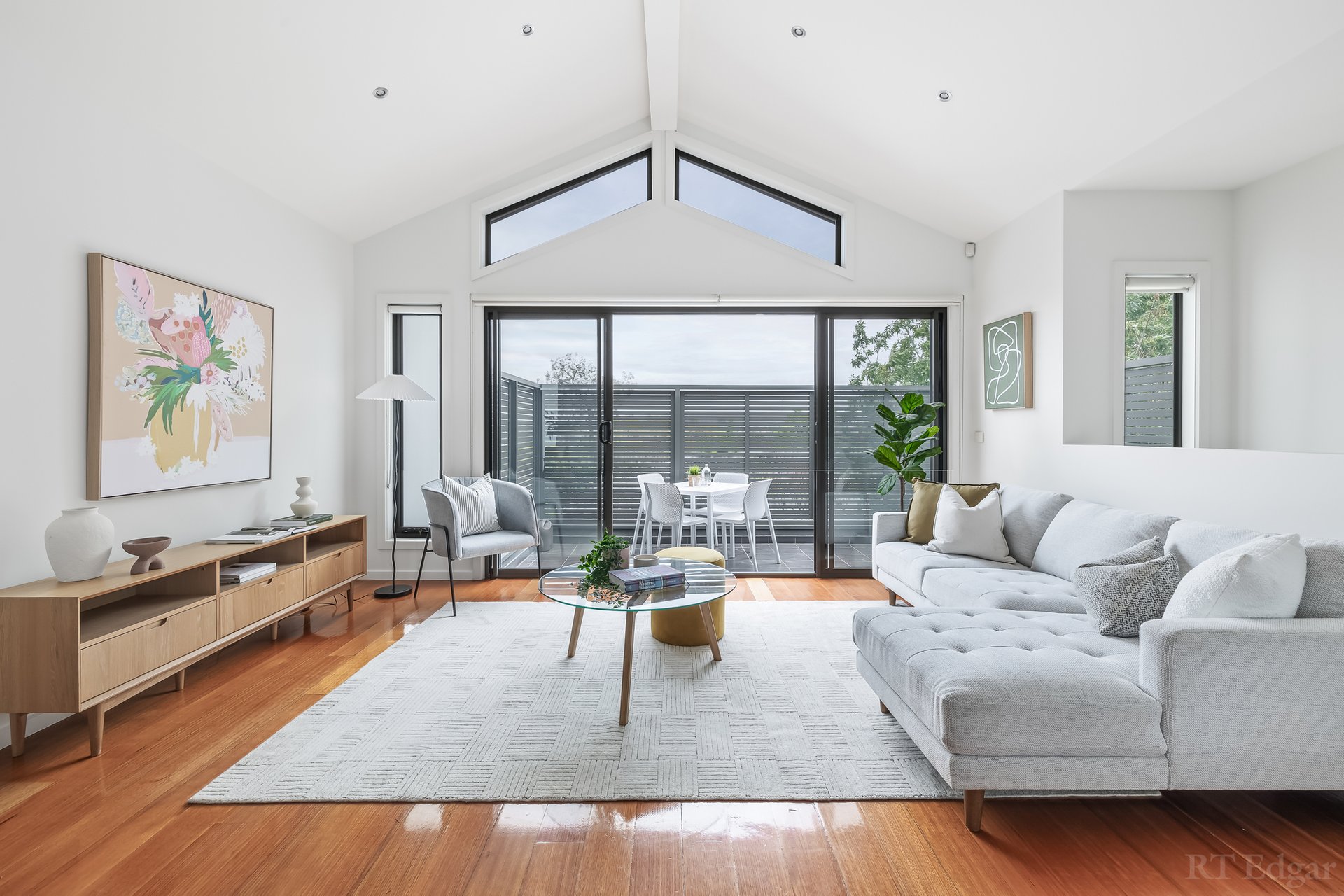 Property Gallery Thumbnail 2
