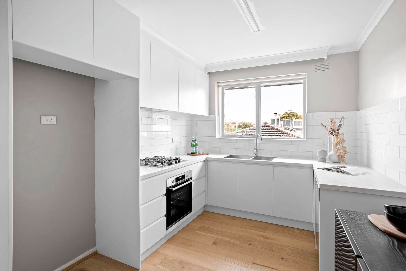 Property Gallery Thumbnail 3