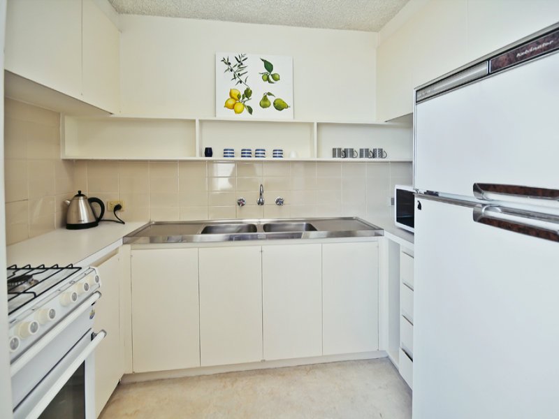 53/197 Canterbury Road, St Kilda West image 4