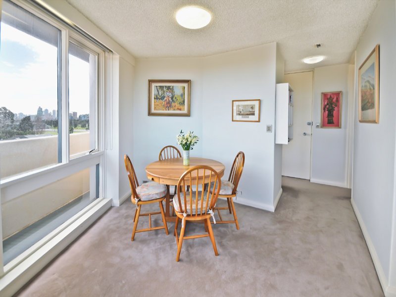 53/197 Canterbury Road, St Kilda West image 5