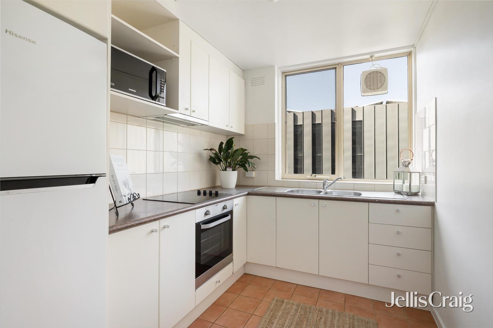 5/32 Barton Street, Hawthorn image 2