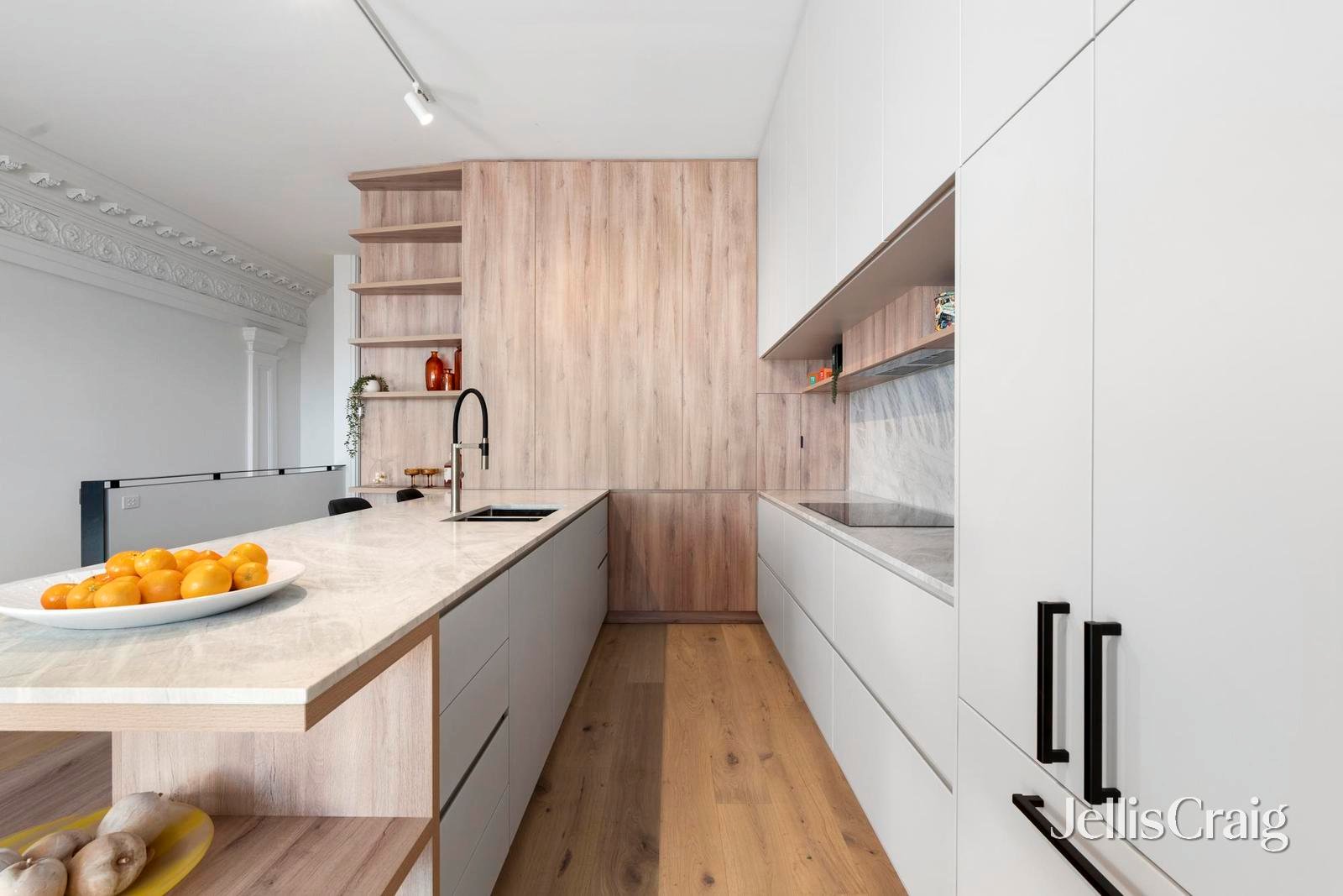 5/32 Maribyrnong Road, Moonee Ponds image 2