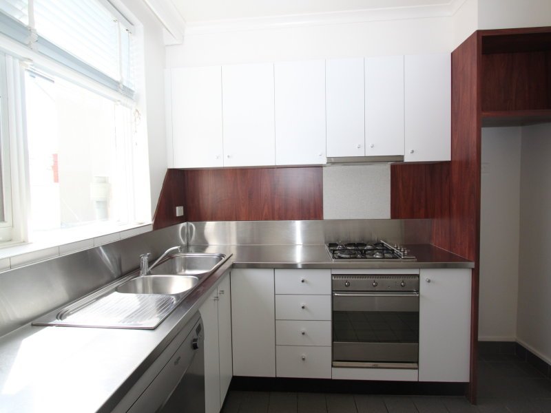 Property Gallery Thumbnail 2