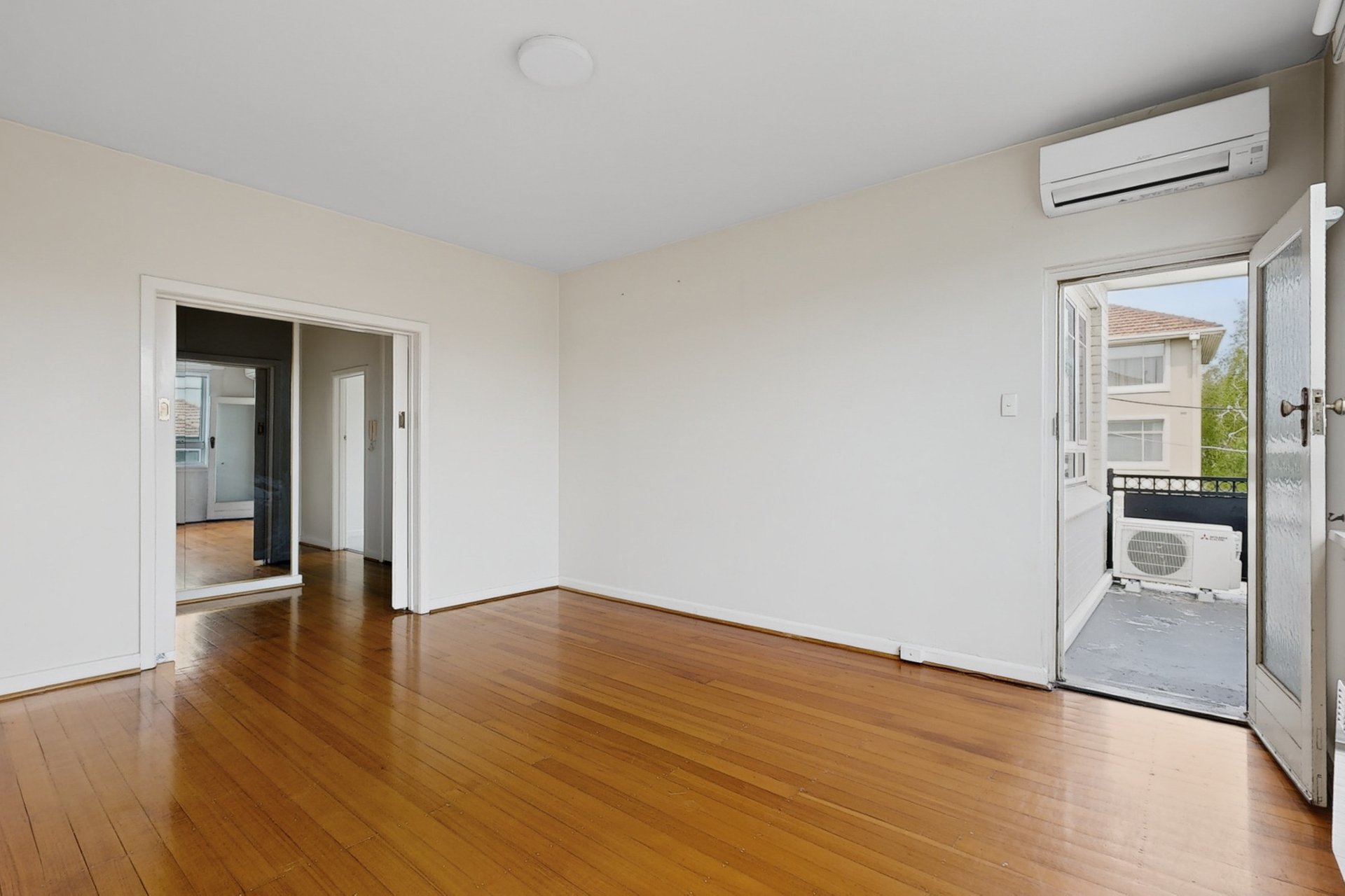 5/32 Williams Road, Prahran image 2