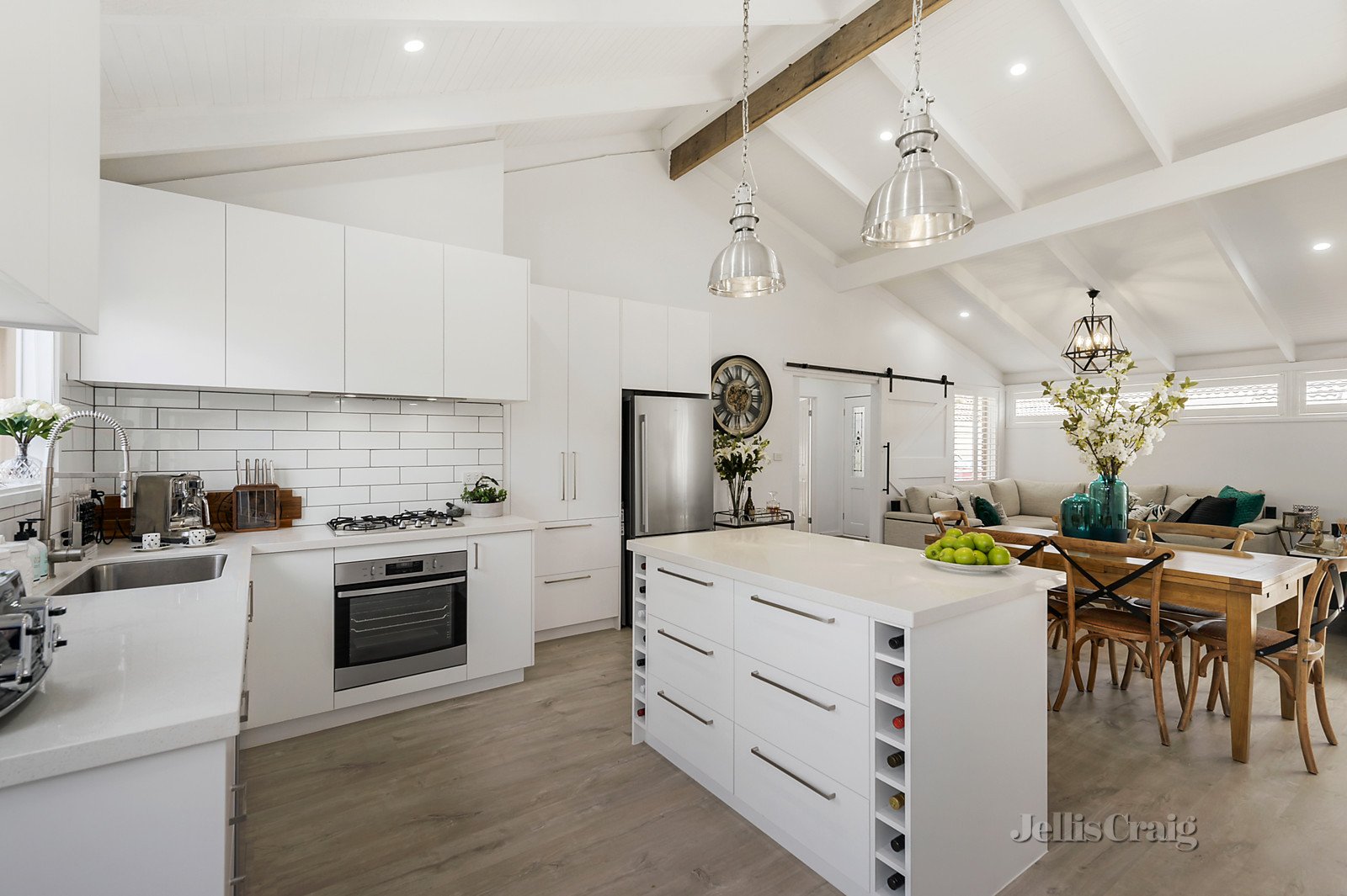 5/33-35 Franklin Road, Doncaster East image 2