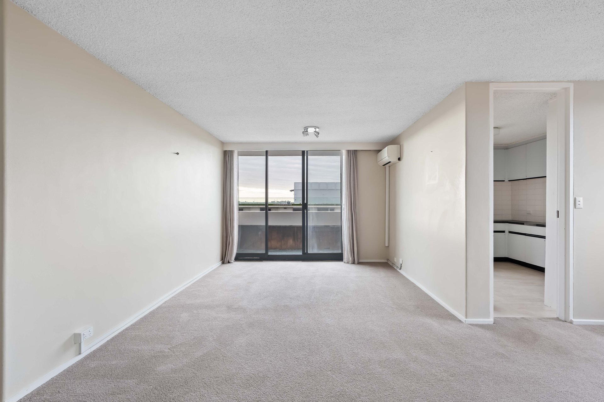 53/313 Beaconsfield Parade, St&nbsp;Kilda&nbsp;West image 3