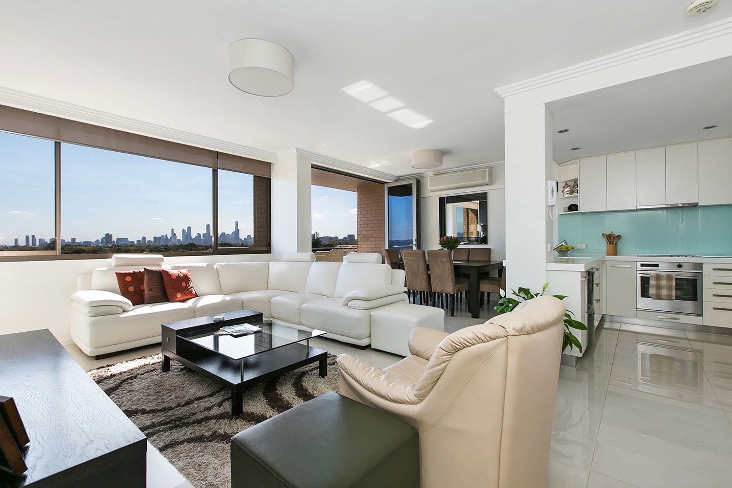 Property Gallery - Main Image