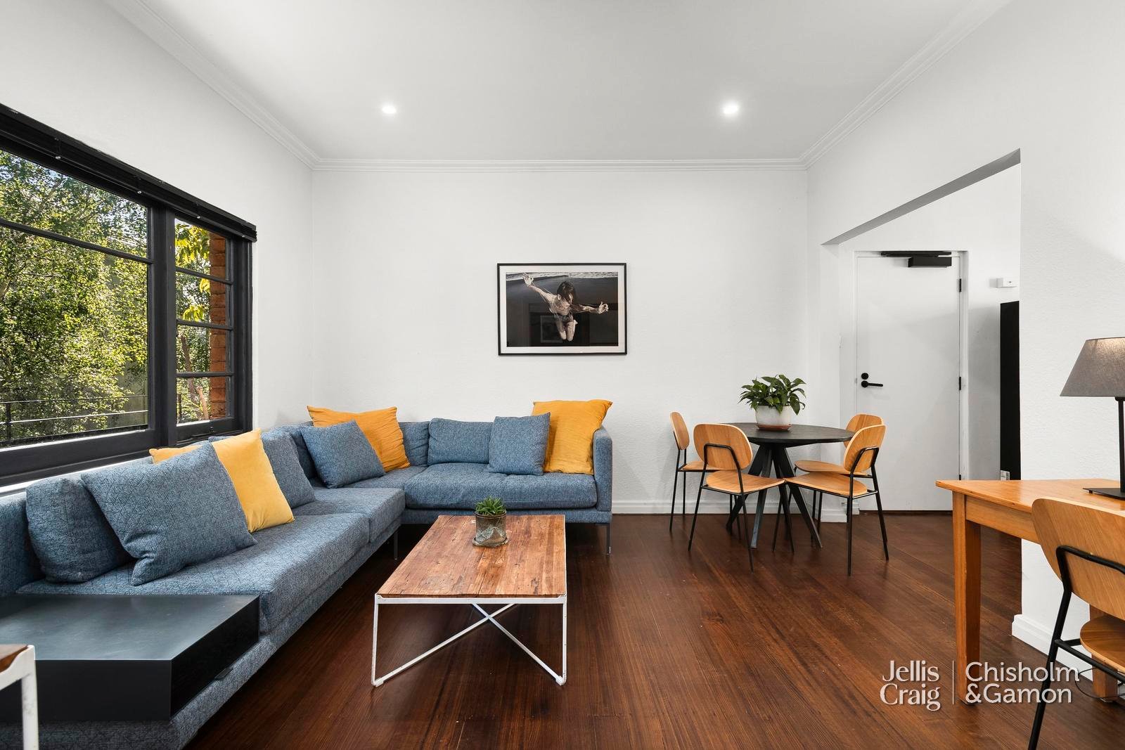 5/35 Byron Street, Elwood image 2