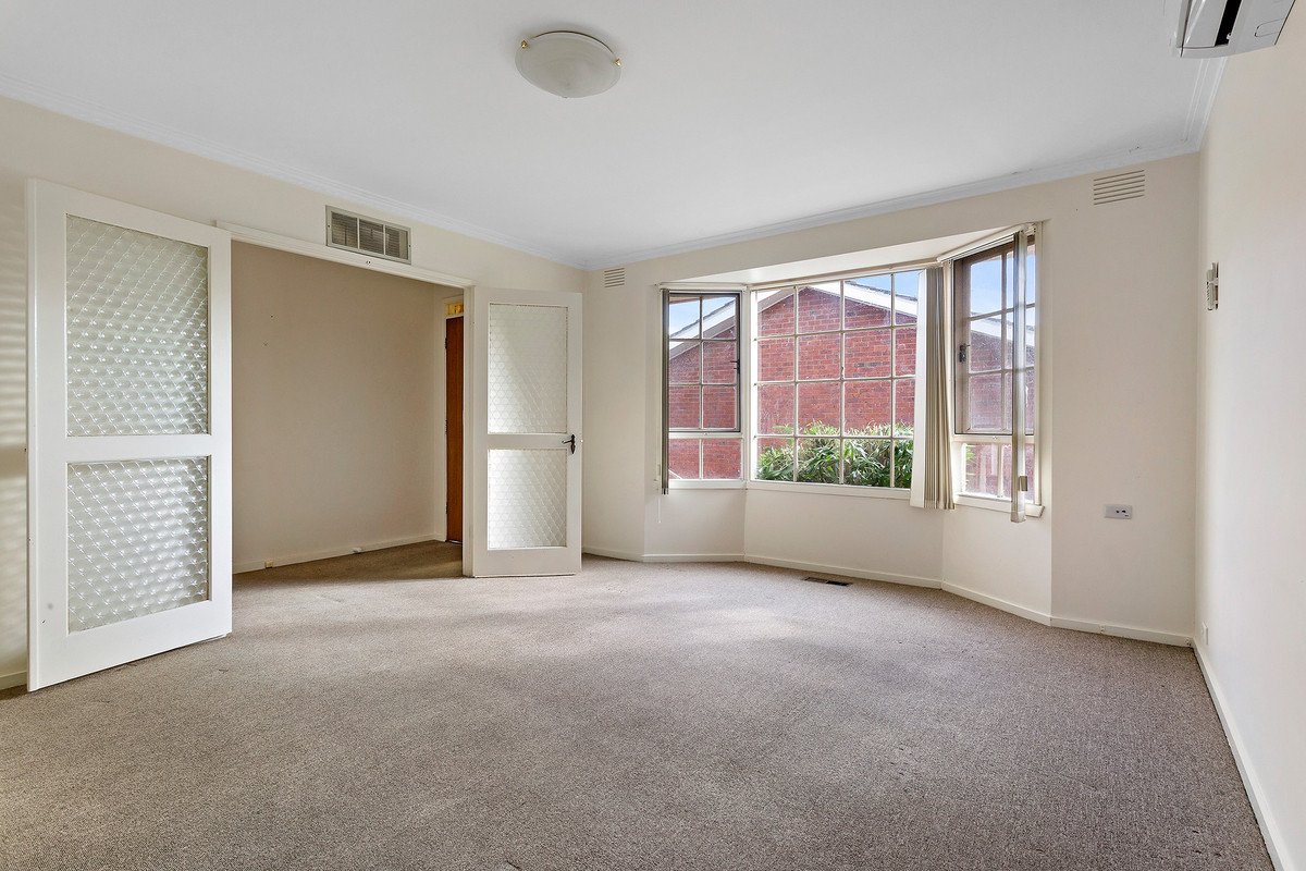 5/35 Victoria Street, Box Hill image 2