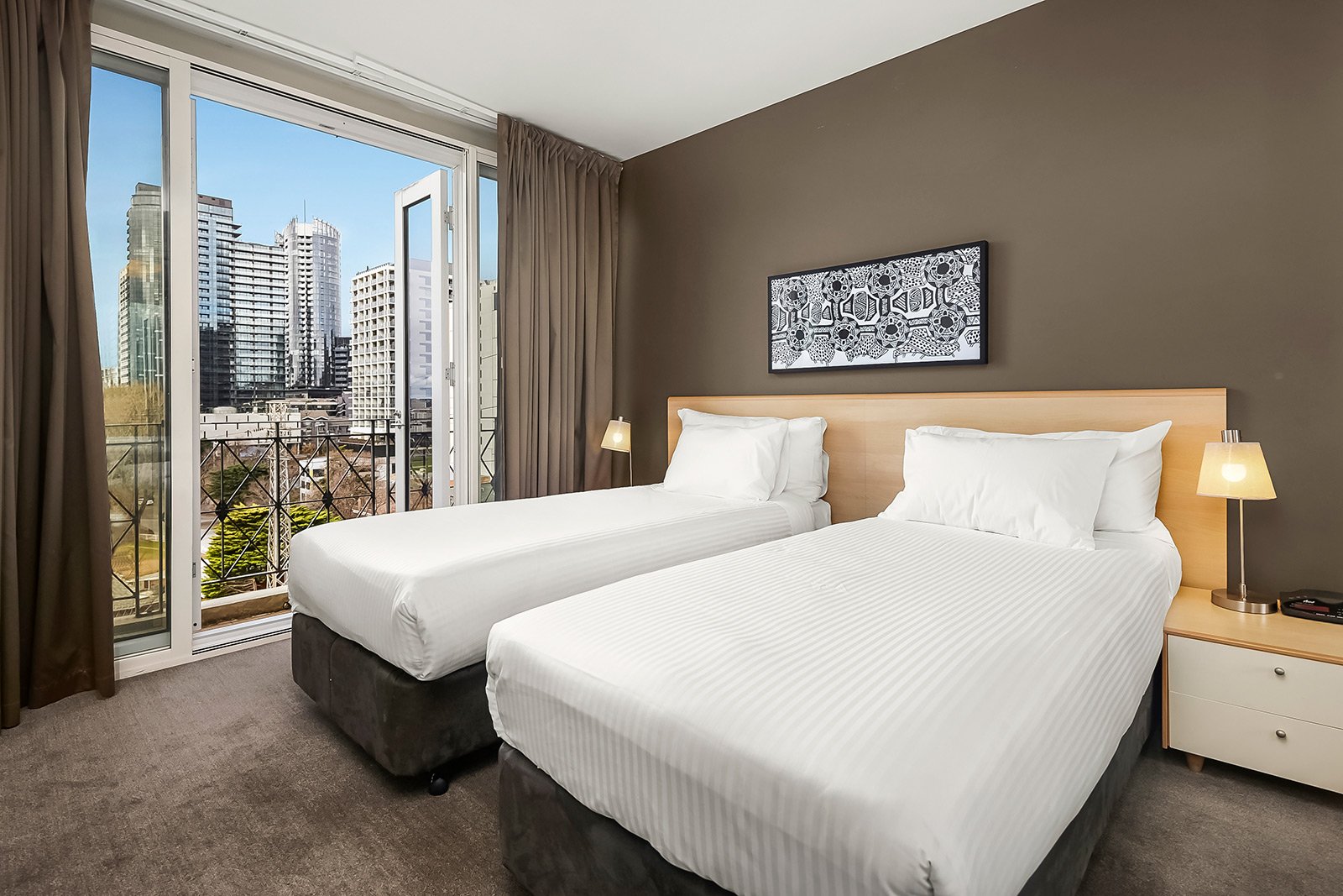 Property Gallery Thumbnail 5