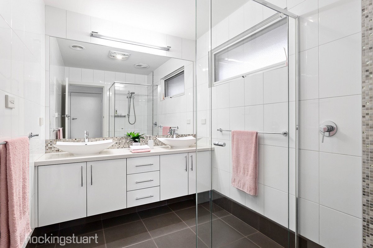 5/353 Elgar Road, Surrey Hills image 7