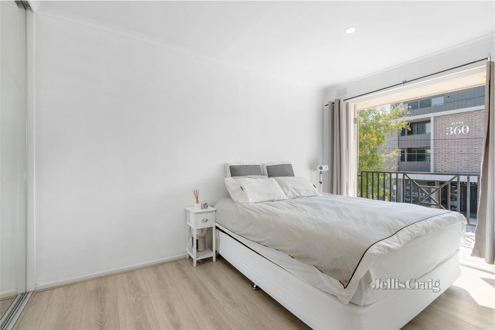 5/369 Neerim Road, Carnegie image 6