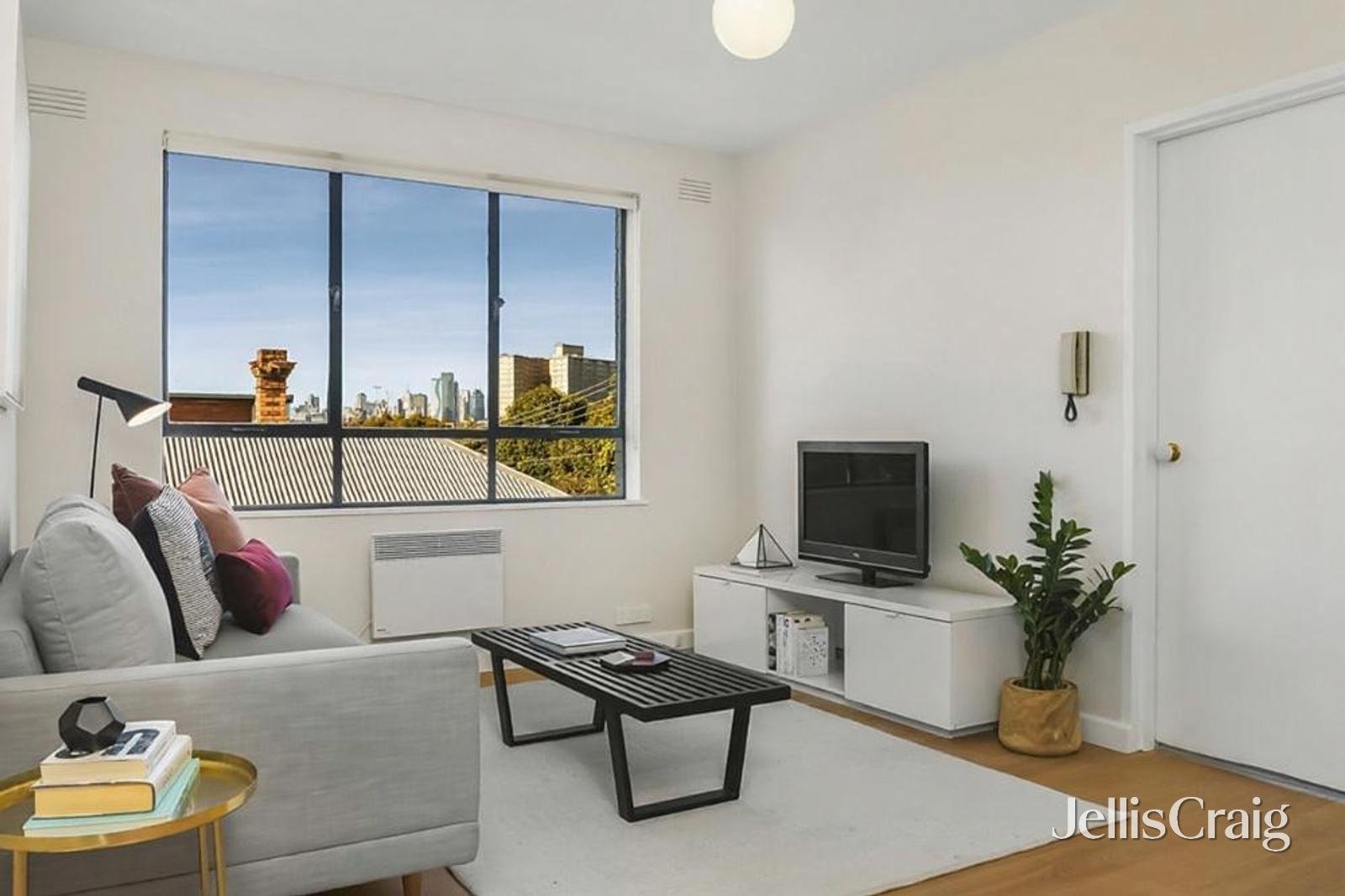 5/37 Bignell Street, Flemington image 3