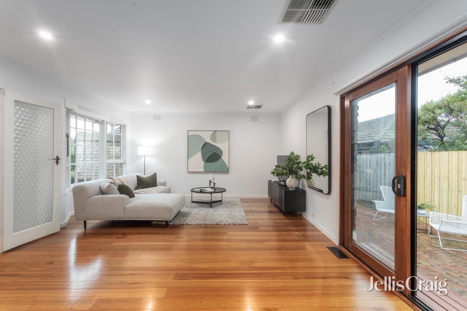 5/37 Chatham Road, Canterbury image 4