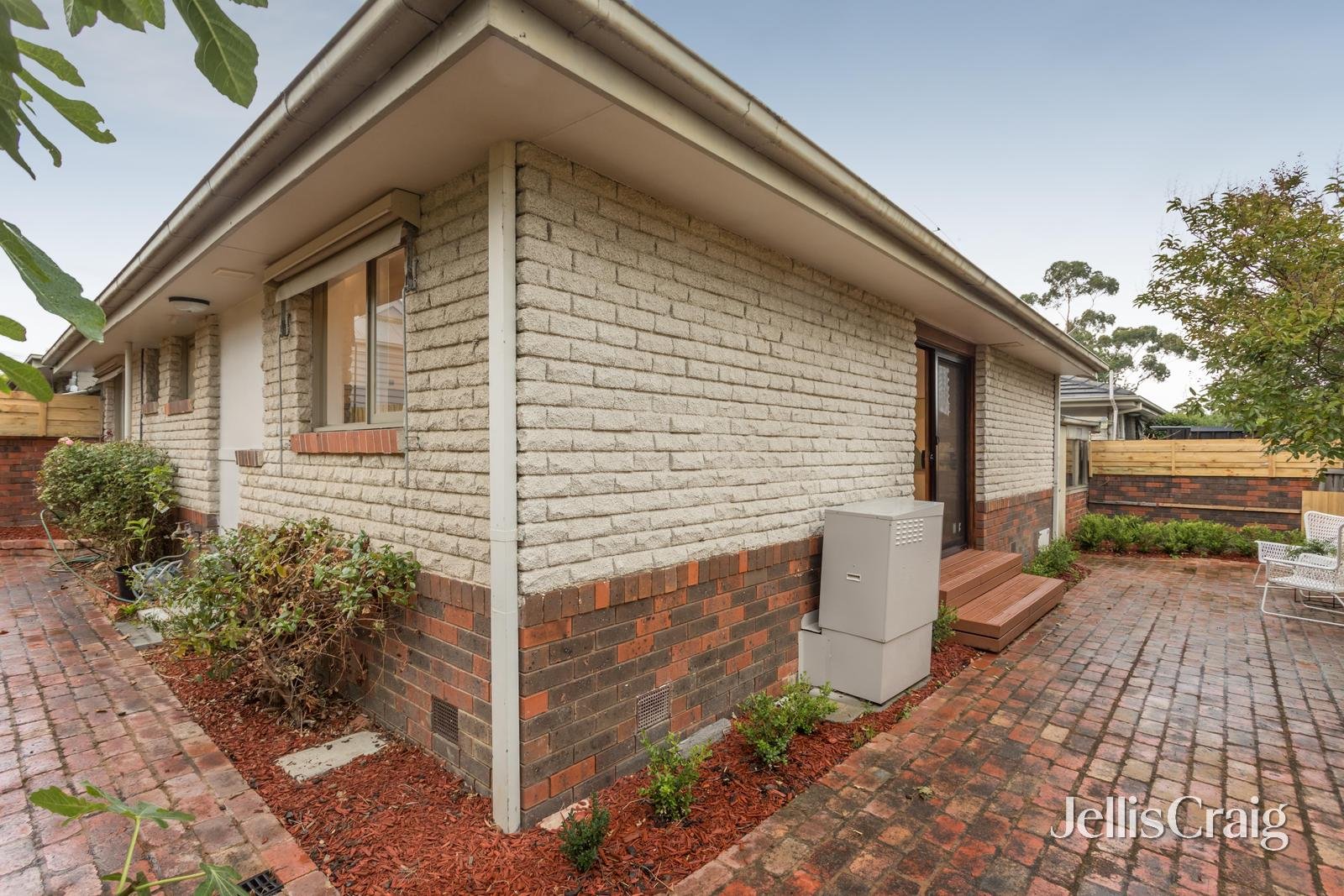 5/37 Chatham Road, Canterbury image 5