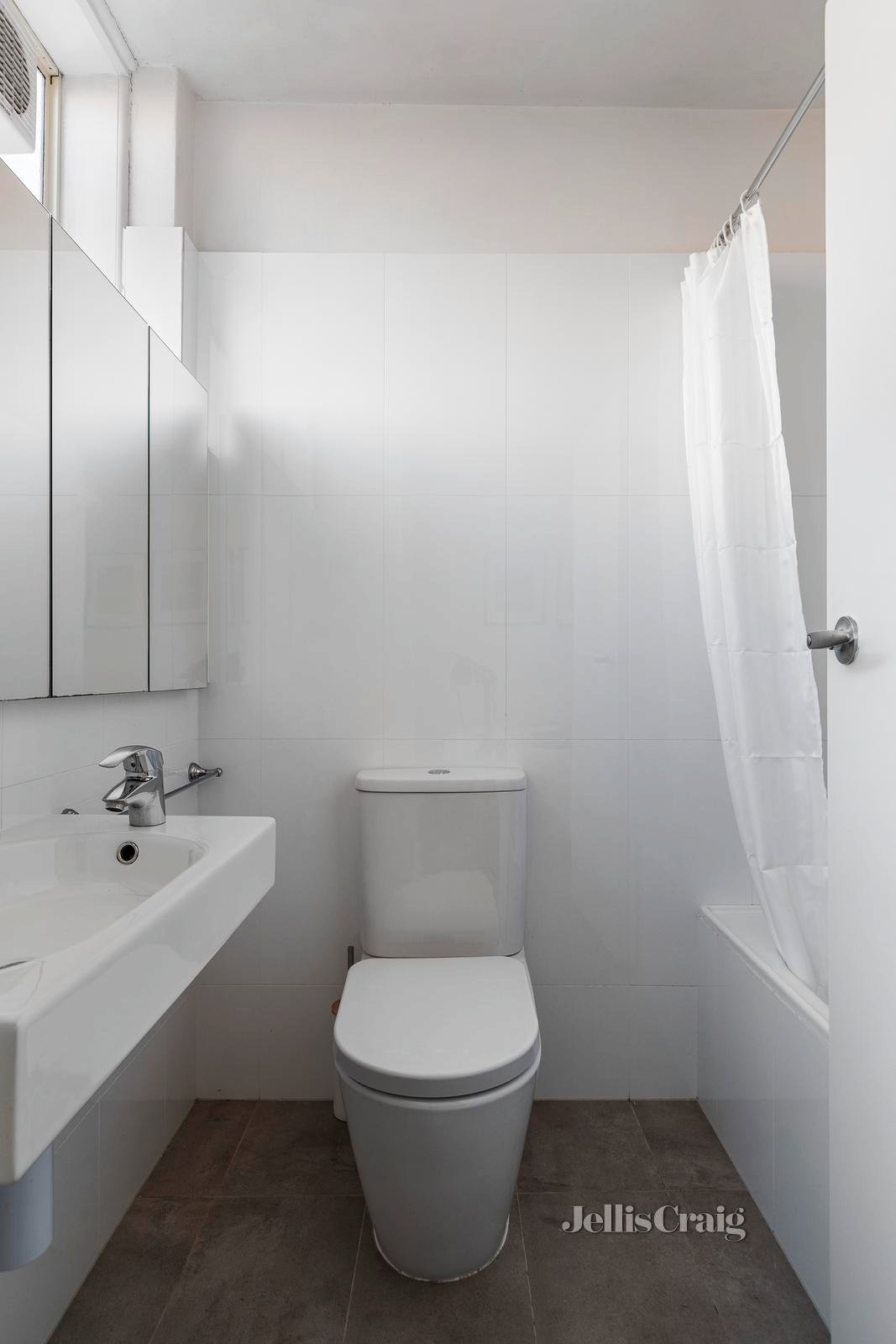5/371 Drummond Street, Carlton image 9